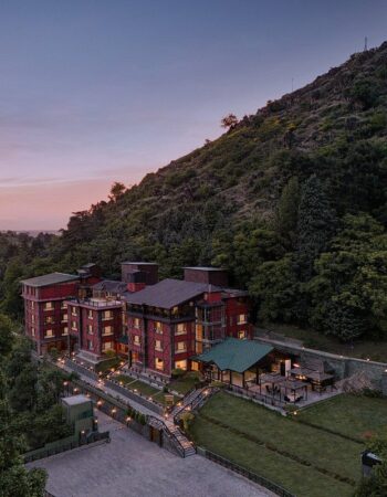 Golden Tulip – Srinagar