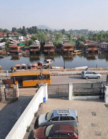 The Vintage Srinagar at Dal Lake