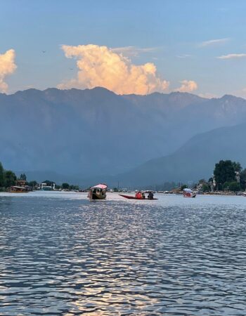 Goona Palace Houseboat