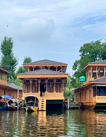 New Jacquline Heritage Houseboats