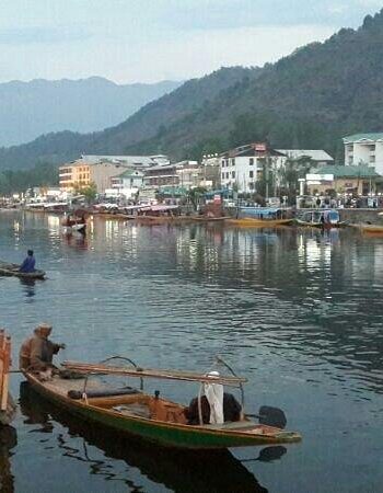 Gemini Group of Houseboats