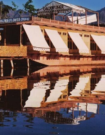 Golden Flower Heritage Houseboat