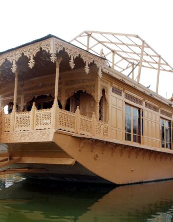 Houseboat inshallah